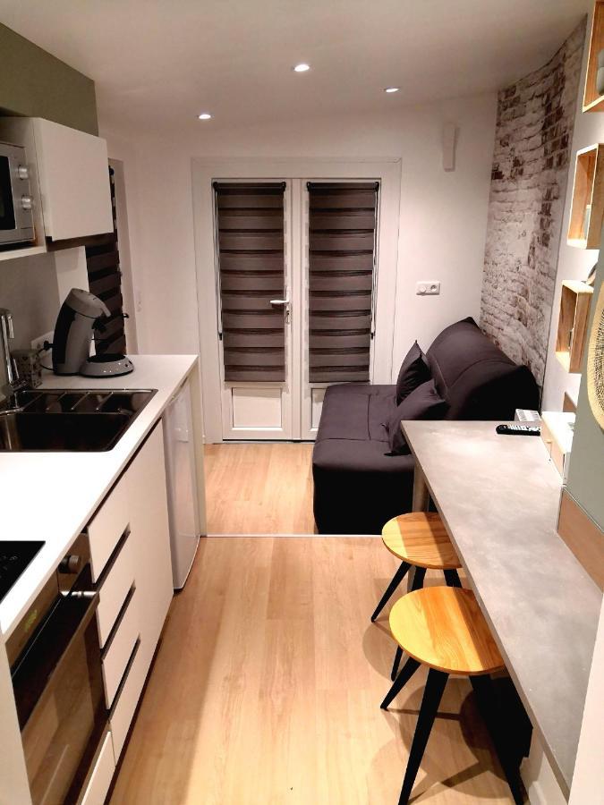 Le Cabanon Apartment Meneslies Exterior photo