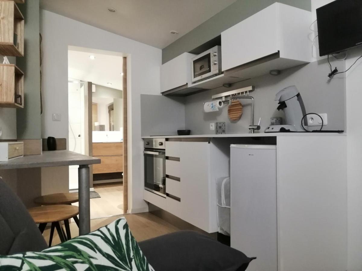 Le Cabanon Apartment Meneslies Exterior photo