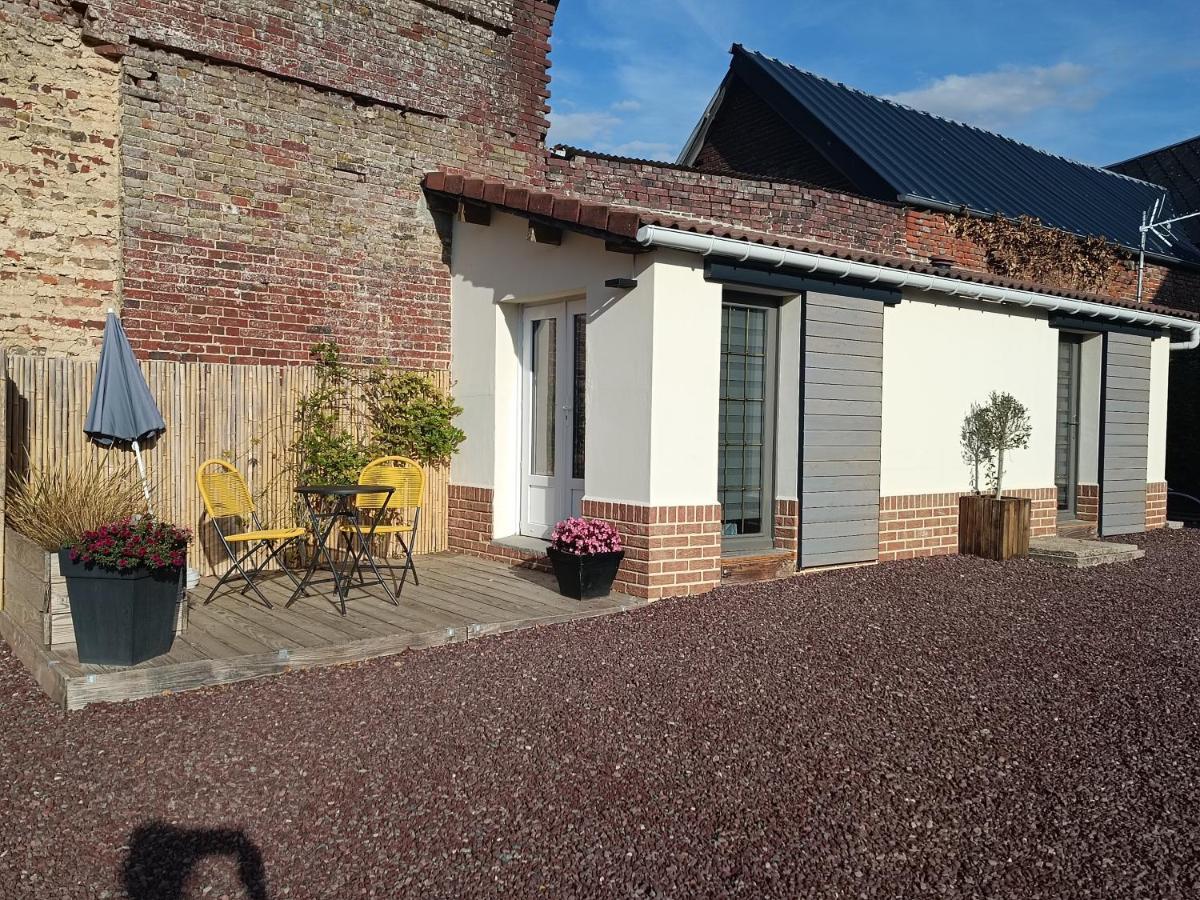 Le Cabanon Apartment Meneslies Exterior photo